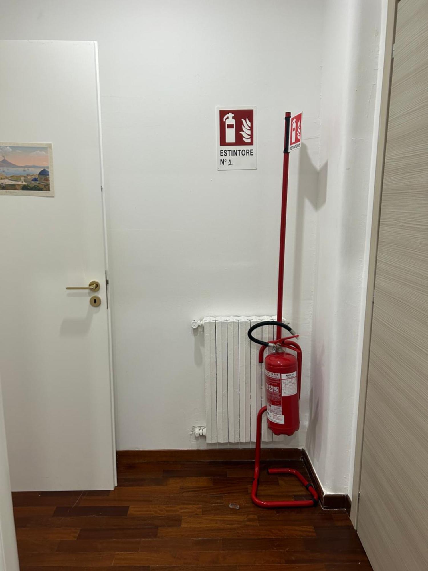 Exe Napoli Stadium Apartment Экстерьер фото